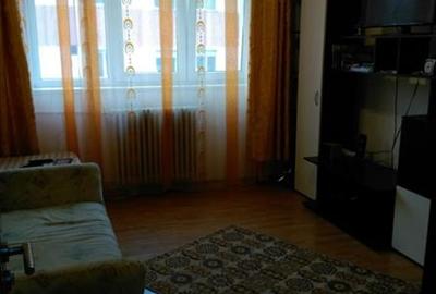 Garsonieră semidecomandată, mobilată în Astra