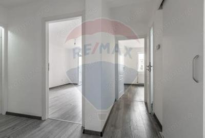 Apartament cu 3 camere de vanzare in zona Central - 5