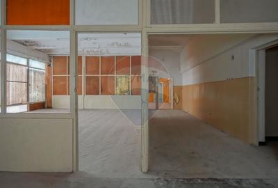 Vanzare cladire comerciala in Municipiul Sacele, judetul Brasov - 14