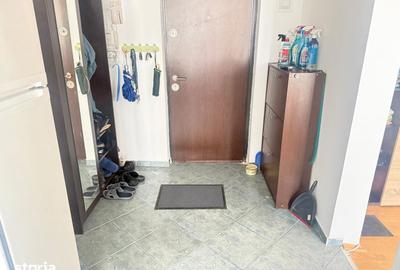 Apartament cu 2 camere semidecomandat în Micro 9 - 9