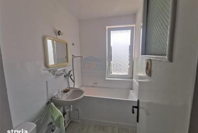 Apartament cu 2 camere semidecomandat în Central - 1