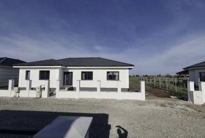 Casă cu 3 camere în Central - 13