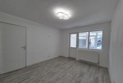 Spa?iu comercial, Ale. N.Titulescu, col? cu str. Minerilor - 3