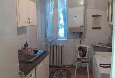 Apartament cu 4 camere decomandat în Central - 3