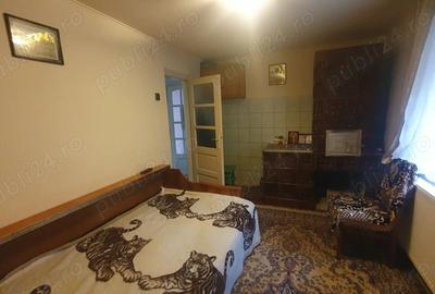 Casă cu 3 camere cu Teren 306 Mp în Central - 1