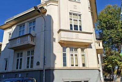 Vila Art Deco 11 Camere de Vanzare *Piata Unirii* Vila Art Deco 11 Camere de Vanzare *Piata Unirii* - 1