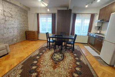 Apartament cu 3 camere decomandat în Central - 4