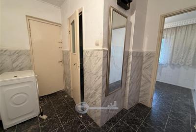 Garsonieră decomandată în Nicolina - 9