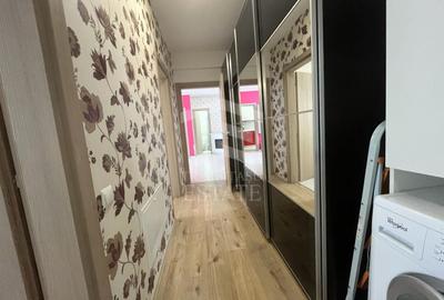 Apartament cu 3 camere semidecomandat, mobilat în DN 1 - 7