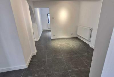 Apartament cu 4 camere decomandat în Est - 3