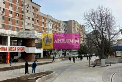 Spațiu comercial, de 163 mp, în Central - 3