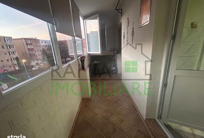 Apartament cu 3 camere decomandat, mobilat în Tractorul - 9