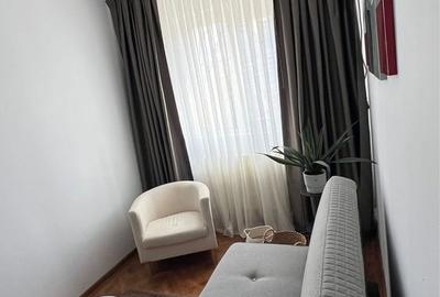 Apartament cu 3 camere semidecomandat în Central - 6