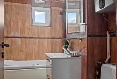 Apartament cu 4 camere decomandat, mobilat în Unirii - 1