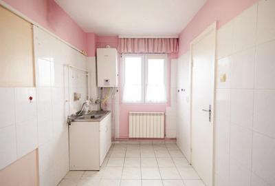 Apartament cu 3 camere decomandat în Circumvalațiunii - 2