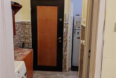 Apartament cu 2 camere nedecomandat în Astra - 2