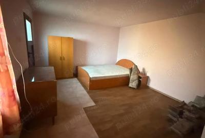 Garsonieră decomandată în Central - 3