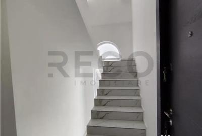 Casă cu 20 camere cu Teren 1097 Mp în Central - 6