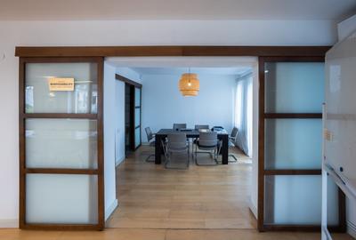 Casă cu 8 camere cu Canalizare în Domenii - 6