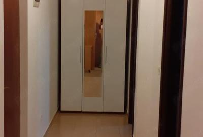 Garsonieră decomandată în Central - 8