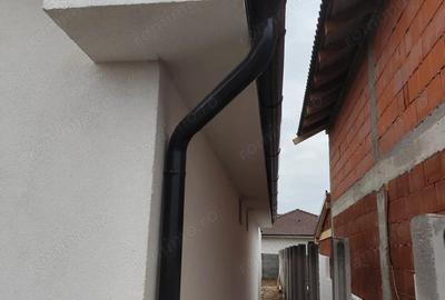 Casă cu 4 camere cu Teren 460 Mp în Nojorid - 1