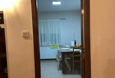 Apartament cu 4 camere decomandat în Central - 4