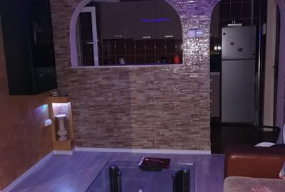 Închiriez apartament Tomis nord - 10