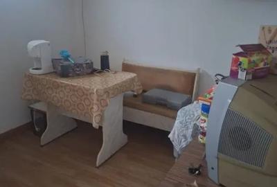 Casă cu 5 camere cu Teren 132 Mp în Central - 2