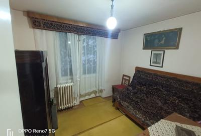 Apartament cu 3 camere de vanzare, Reghin cartier Rodnei bloc din caramida. - 4