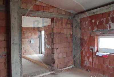 Casă cu 5 camere cu Teren 500 Mp în Oșorhei - 2