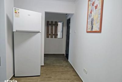 Apartament cu 3 camere semidecomandat în Salca - 2