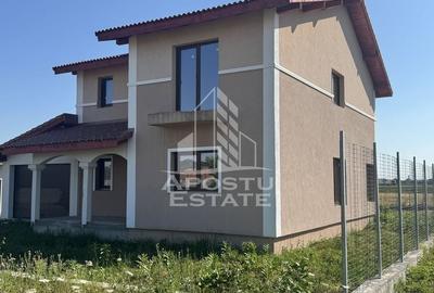 Casă individuală cu 5 camere în Ghiroda