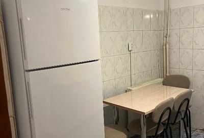 Aart decomandat cu două camere de închiriat - 3