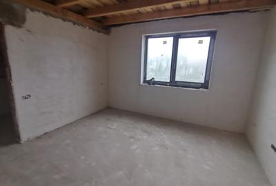Case Duplex 120 mp utili Piatra Neamt - 2