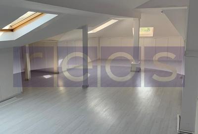 Casă individuală cu 9 camere cu Canalizare în Eminescu - 15