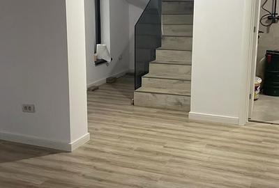 Casă cu 4 camere cu Teren 340 Mp în Malu Mare - 13