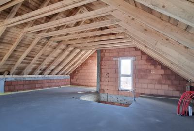 Casă individuală cu 4 camere cu Canalizare în Sud-Est - 24