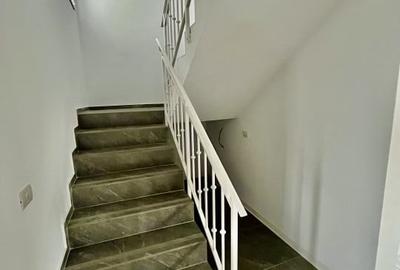 Casa Individuala, Complet Finalizata, 5 Camere - 12