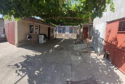 Casa In Ovidiu - La Doi Pasi De Lac - Teren Generos ! - 3