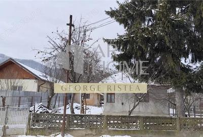 Casă cu Teren 3300 Mp în Poiana - 3