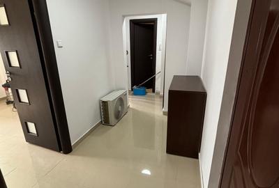 Apartament cu 2 camere decomandat în Teiul Doamnei - 5