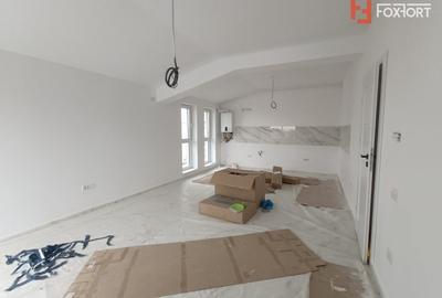 Apartament cu 3 camere decomandat în Giroc - 2