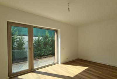 Imobil nou -Afacere,Birouri - 2