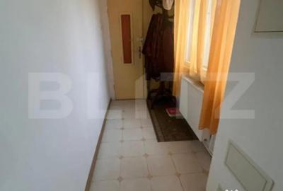 Casă cu 4 camere cu Teren 370 Mp în Central