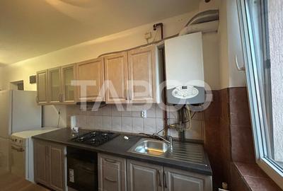 Apartament 2 camere cu balcon si parcare privata de inchiriat - 3