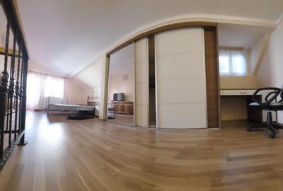 Casa s-200 mp, parter , gaz , mobilat , Zona Universitate , ter 500 m - 8