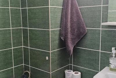 PROPRIETAR,vand apartament 3 camere decomandat,Lipovei - 8