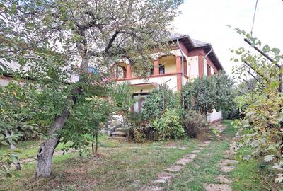 Casă individuală cu 6 camere cu Teren 1470 Mp în Pietroșani - 2