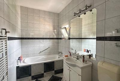 Casă individuală cu 7 camere cu Canalizare în Vatra Luminoasă - 11