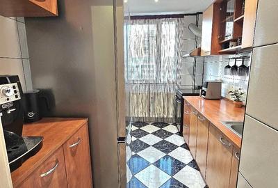 Apartament cu 3 camere decomandat în Drumul Taberei - 9